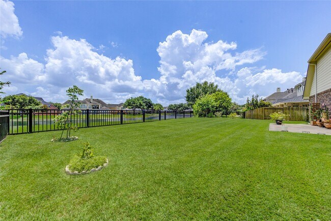 Building Photo - 3819 Rivermoss Ln