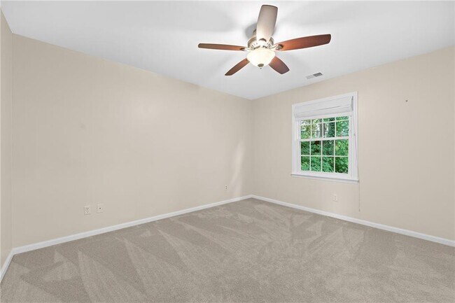 Building Photo - 4496 Windsor Oaks Dr