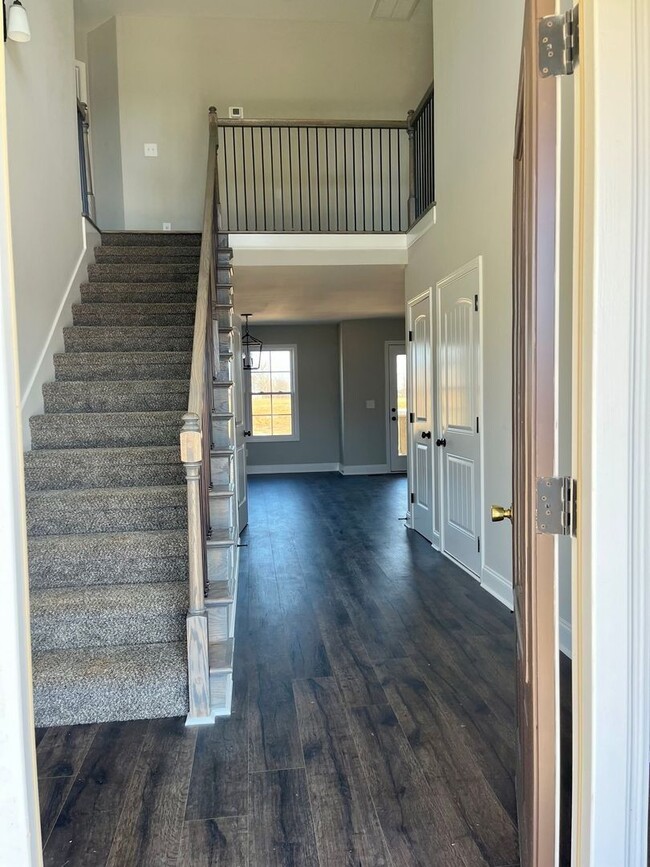 Building Photo - 1281 Bailywick Dr