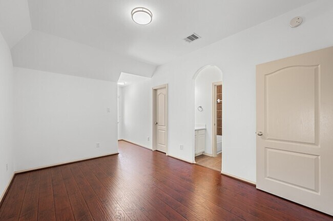 Building Photo - 4603 Red Hawk Ct