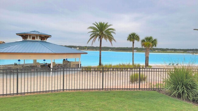 Building Photo - 133 Boracay Cir