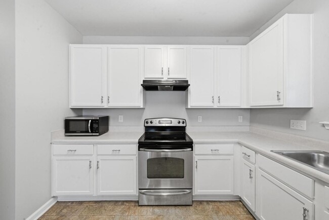 Building Photo - 3527 Londonville Ln