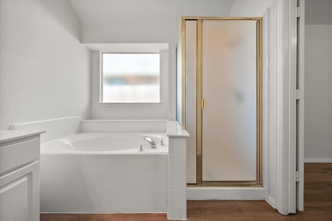 Building Photo - 6705 Terrace Glen Dr