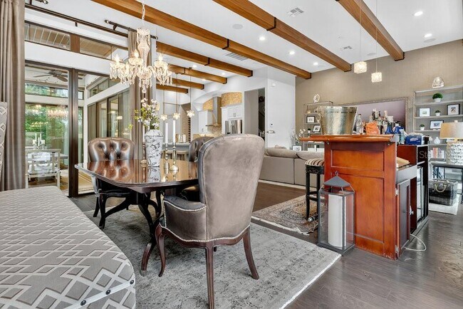 Building Photo - 8311 Via Vittoria Way