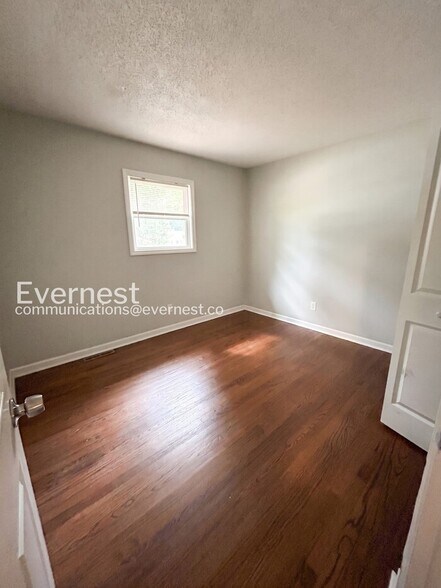 Building Photo - 9307 Feldbank Dr