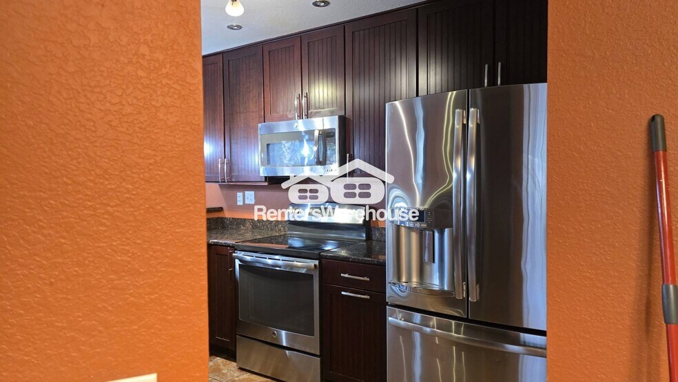 Building Photo - 3065 W Tarina Ct