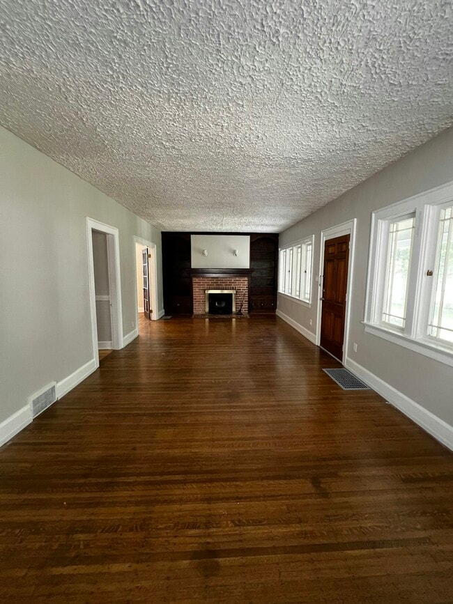 Building Photo - 5119 Norway Dr