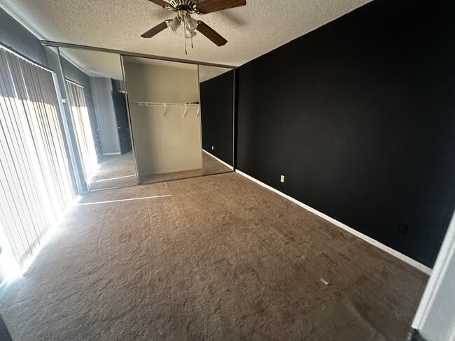 Building Photo - 2936 Tangerine Ct