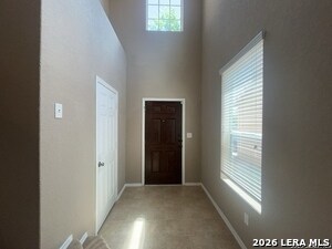 Building Photo - 11838 Twin Oaks Path