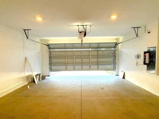 Building Photo - 12088 Brae Wy