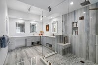 Building Photo - 2650 Lake Shore Dr