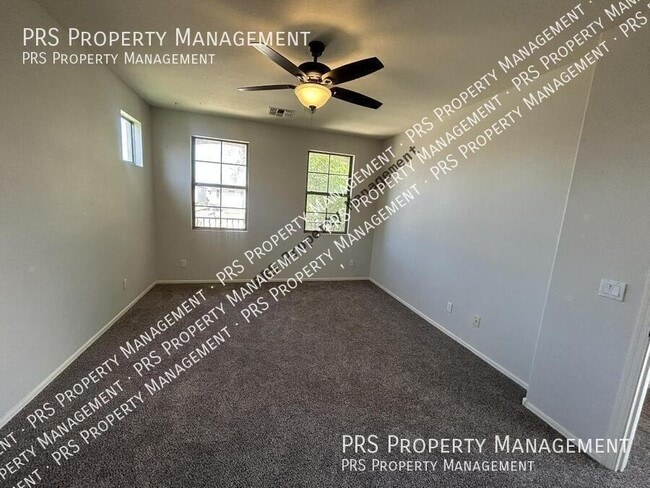 Building Photo - 3651 E Sundance Ave