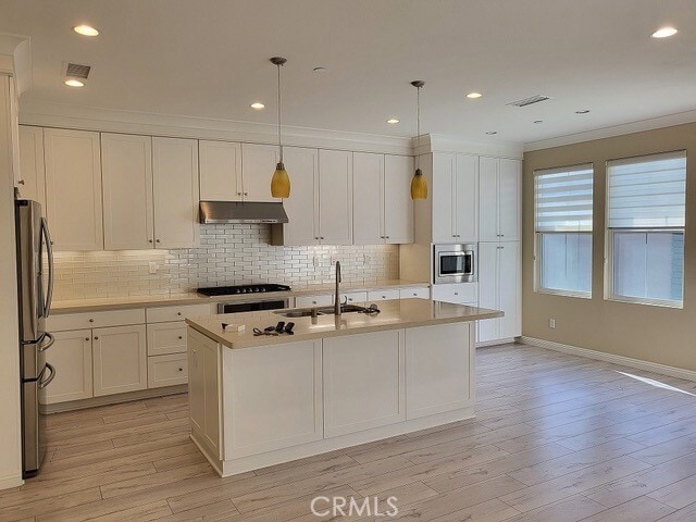 Building Photo - 121 Waterleaf