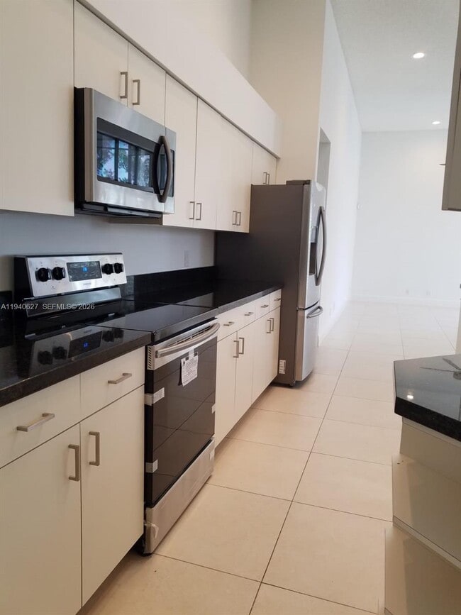 Building Photo - 1051 Woodfall Ct