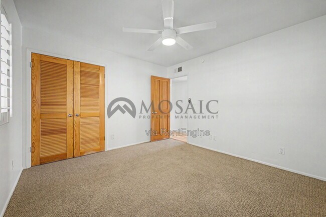 Building Photo - 3333 E Medlock Dr