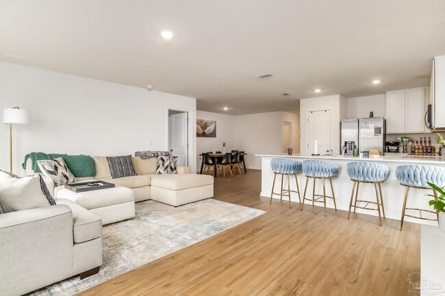 Building Photo - 6793 Paso Fino Dr