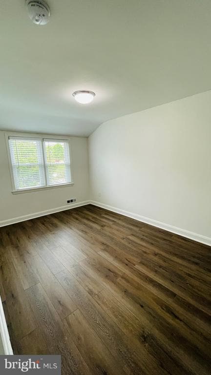 Building Photo - 5015 Wilkens Ave