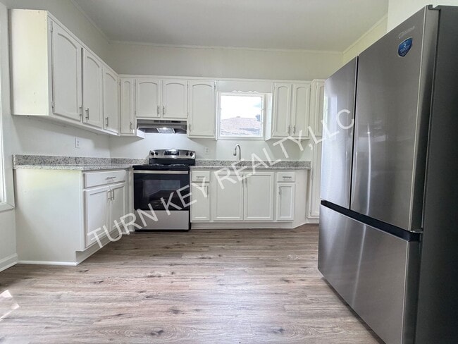 Building Photo - Home for rent in Birmingham