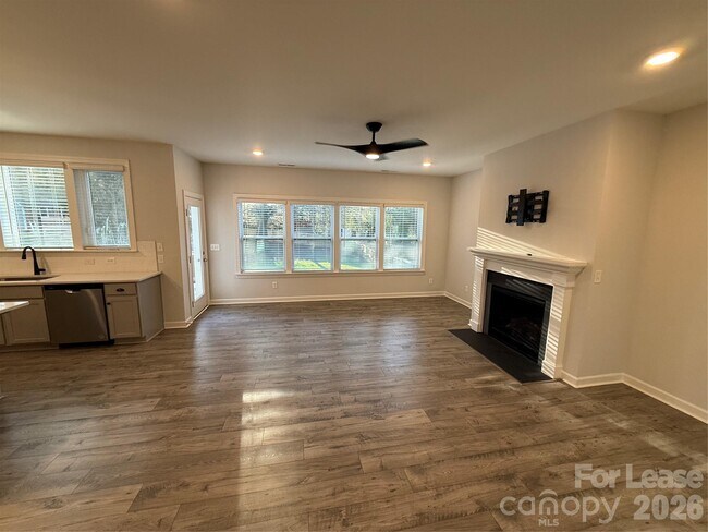 Building Photo - 114 Ryan Ln