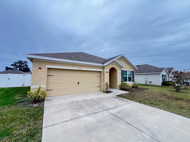 Building Photo - Beautiful, 3 Bedroom Home!!