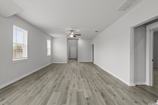 Building Photo - 4837 Park Gln