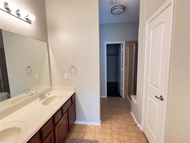 Building Photo - 9512 Crooked Cat Dr