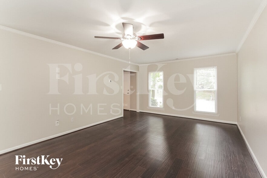 Building Photo - 10603 Par Cove Ln