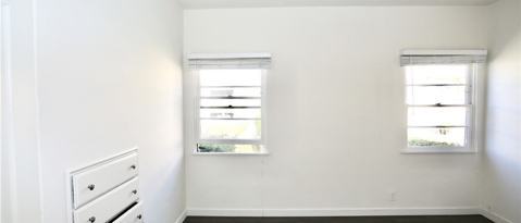 Building Photo - 364 Cliff Dr