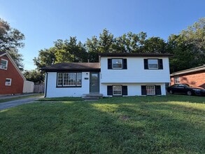 Building Photo - 2120 Sage Rd