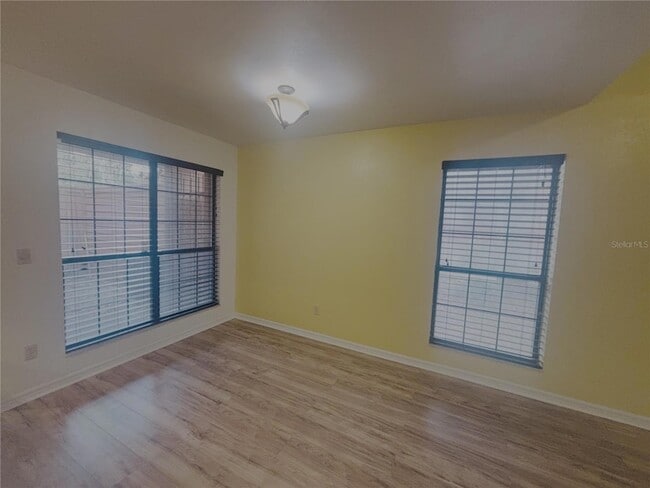 Building Photo - 900 SW 62nd Blvd