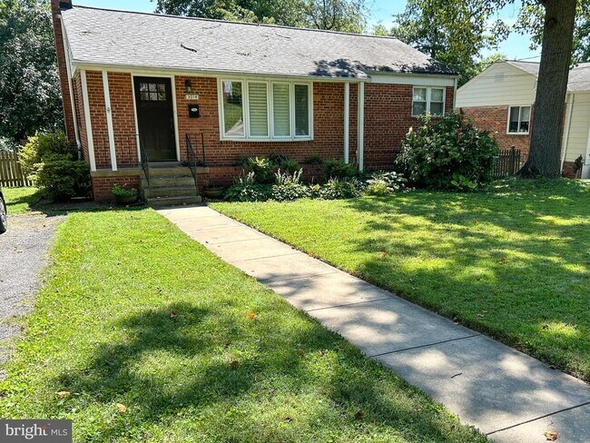 Building Photo - 3014 Plyers Mill Rd