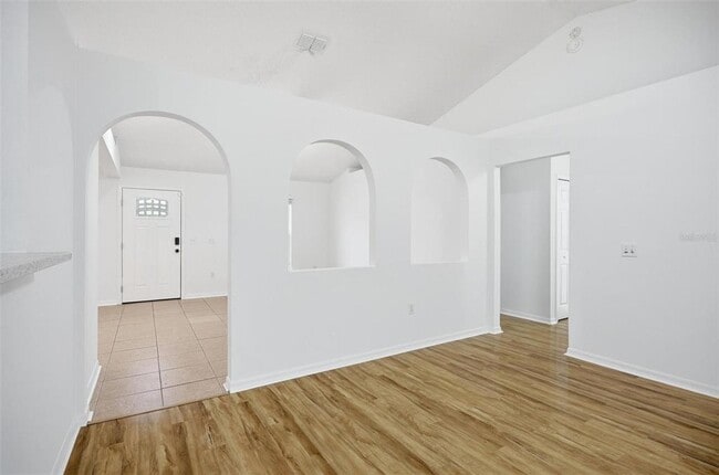 Building Photo - 38 Bud Field Dr