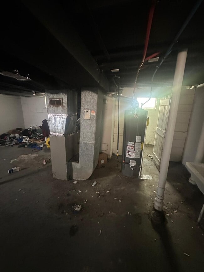 Building Photo - 19969 Hanna St