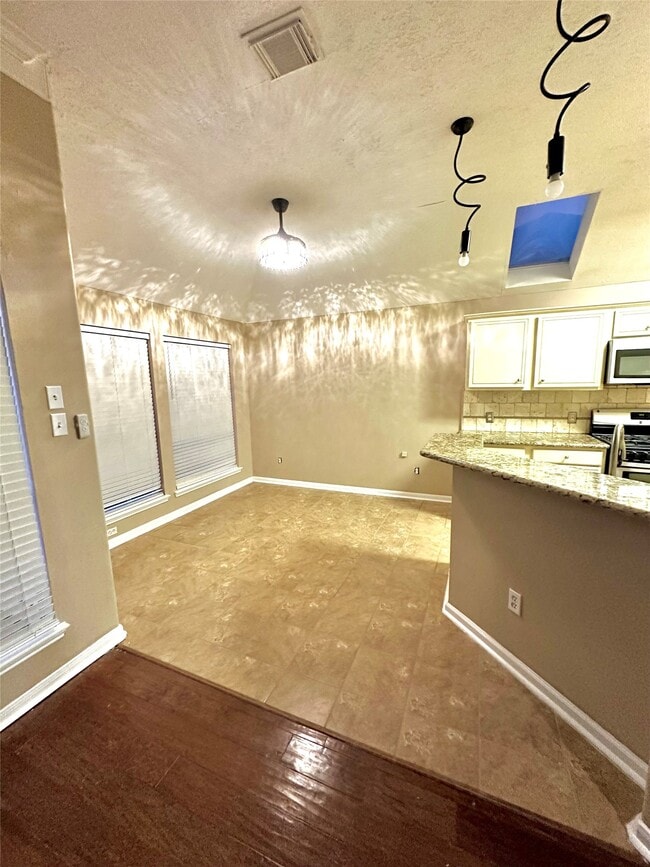 Building Photo - 1211 Cambrian Park Ct