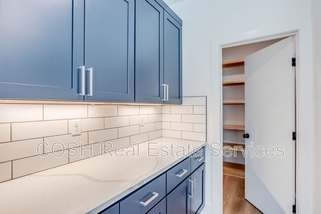 Building Photo - 3554 N Tyler Ct