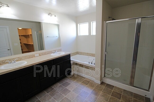 Building Photo - 3766 S Barletta Way