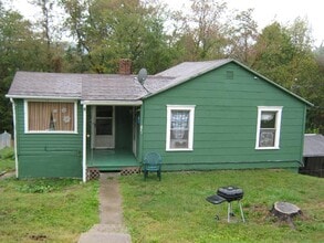 Building Photo - 151 Fairmor Dr