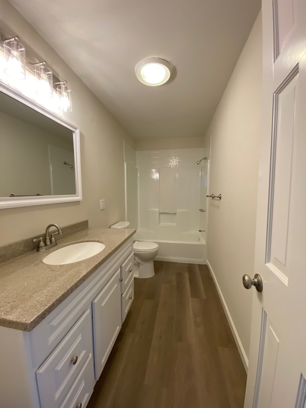 Building Photo - 442 Bradshaw Ln