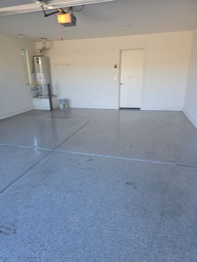 Building Photo - COMING SOON! New 3BR 2 BA Home w/ 2-Car Garage • Stainless Kitchen • Timer-Irrigated Yard in East...