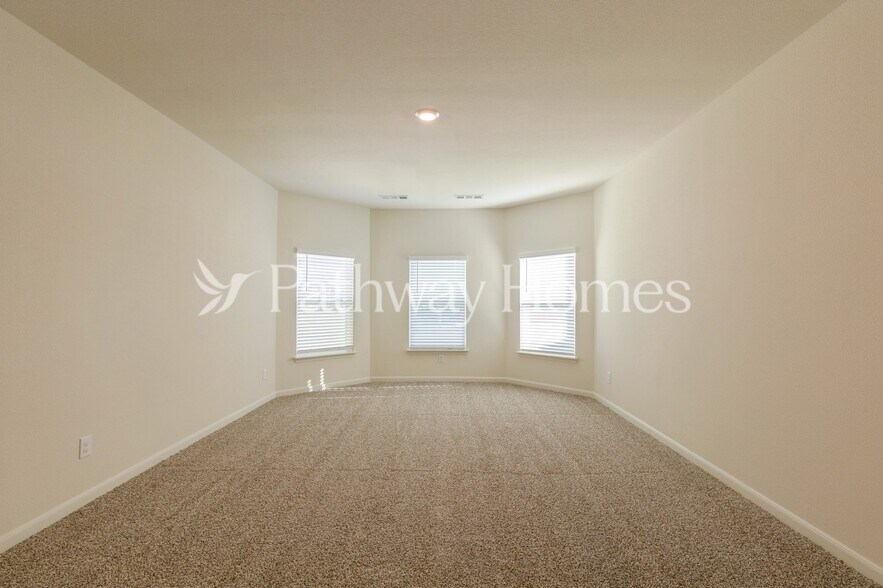 Building Photo - 10820 Gray Mare Dr