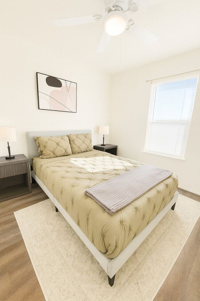 Building Photo - 5 Bedroom, 2.5 bath in Killeen