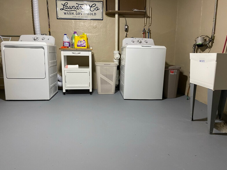 Building Photo - 1714 Waldo Blvd