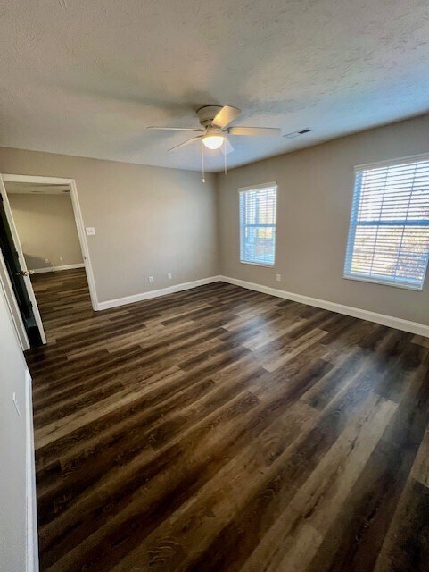 Master bedroom - 920 Brittany Deanne Ln