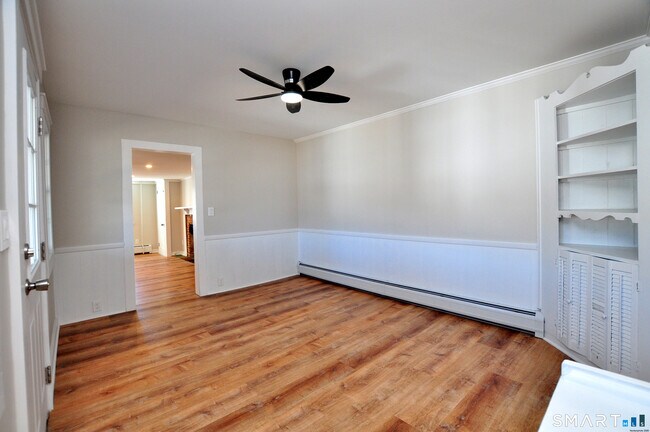 Building Photo - 59 Bridge St