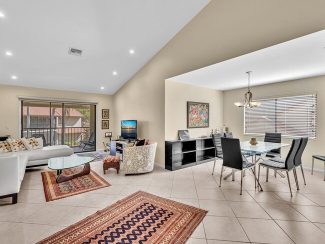 Primary Photo - 5680 Coach House Cir