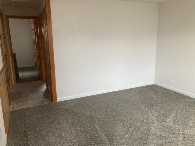 Building Photo - 727 N 16th Ave