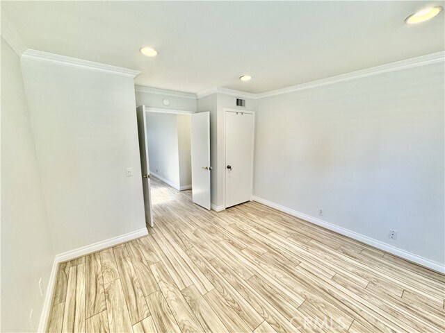 Building Photo - 12422 Tudor Way