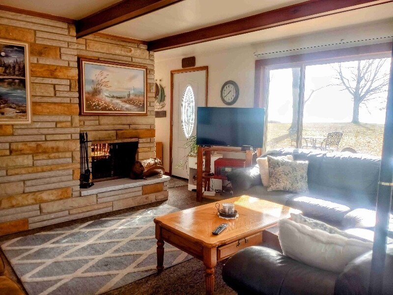 Building Photo - 6873 E Houghton Lake Dr