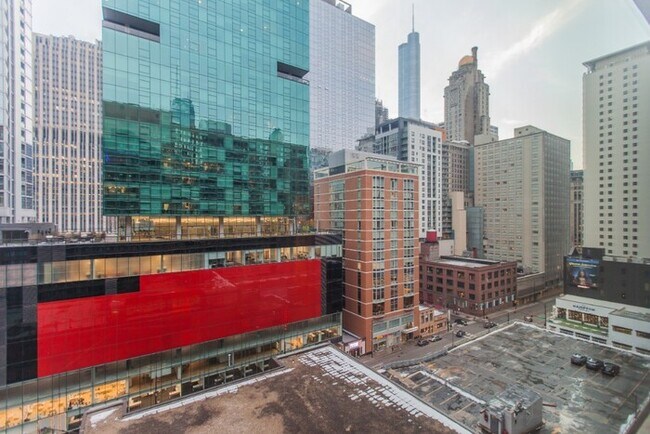 Building Photo - 1 Bedroom / 1 Bathroom in The Grand Ohio! ...