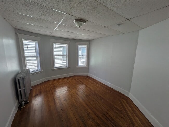 Building Photo - 156 Talbot Ave